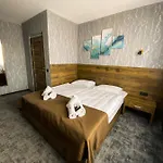 Hotel Petra 3*