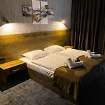Hotel Petra 3*