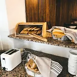 Hotel Petra 3*